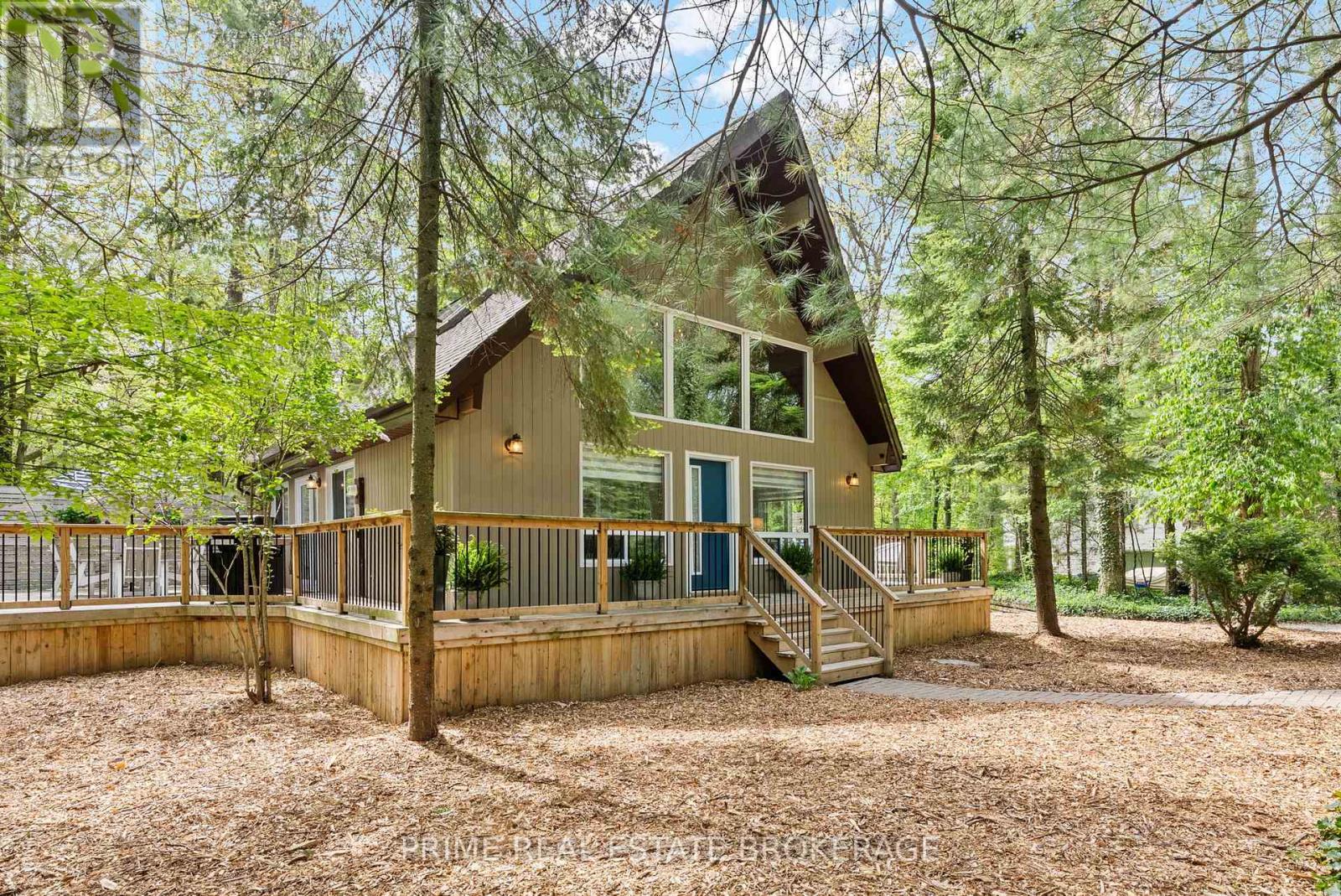 10291 PINES PARKWAY, Lambton Shores (Grand Bend)