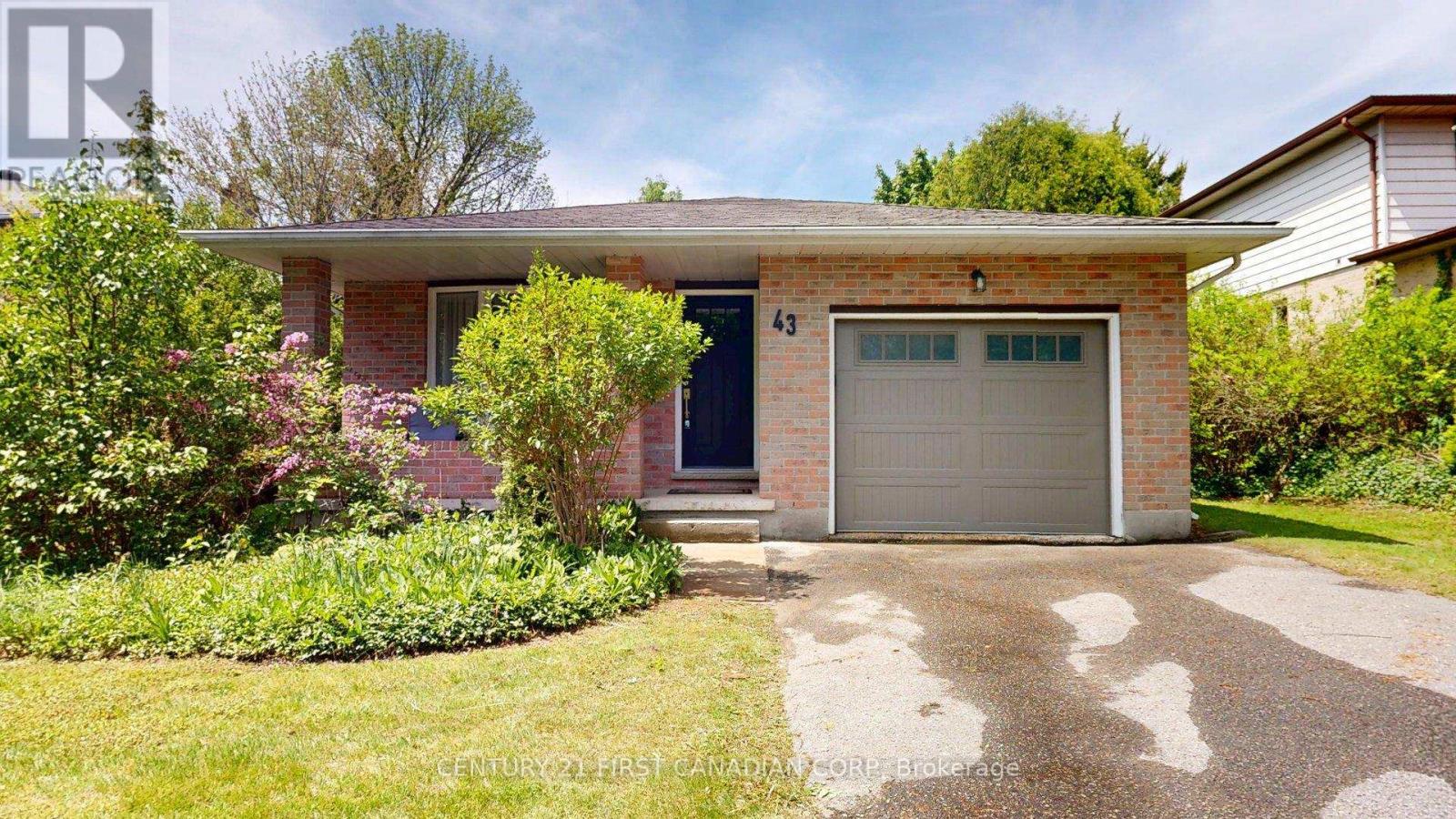43 WALMER GARDENS, London North (North K)