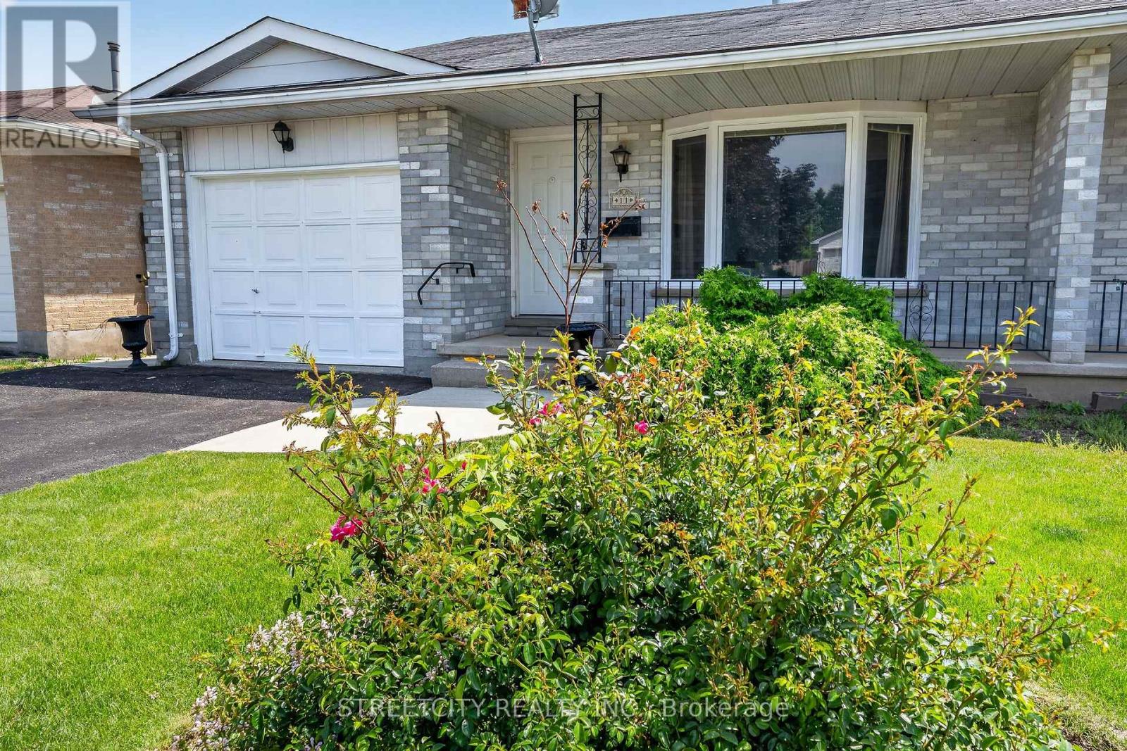11 RICKWOOD PLACE, St. Thomas