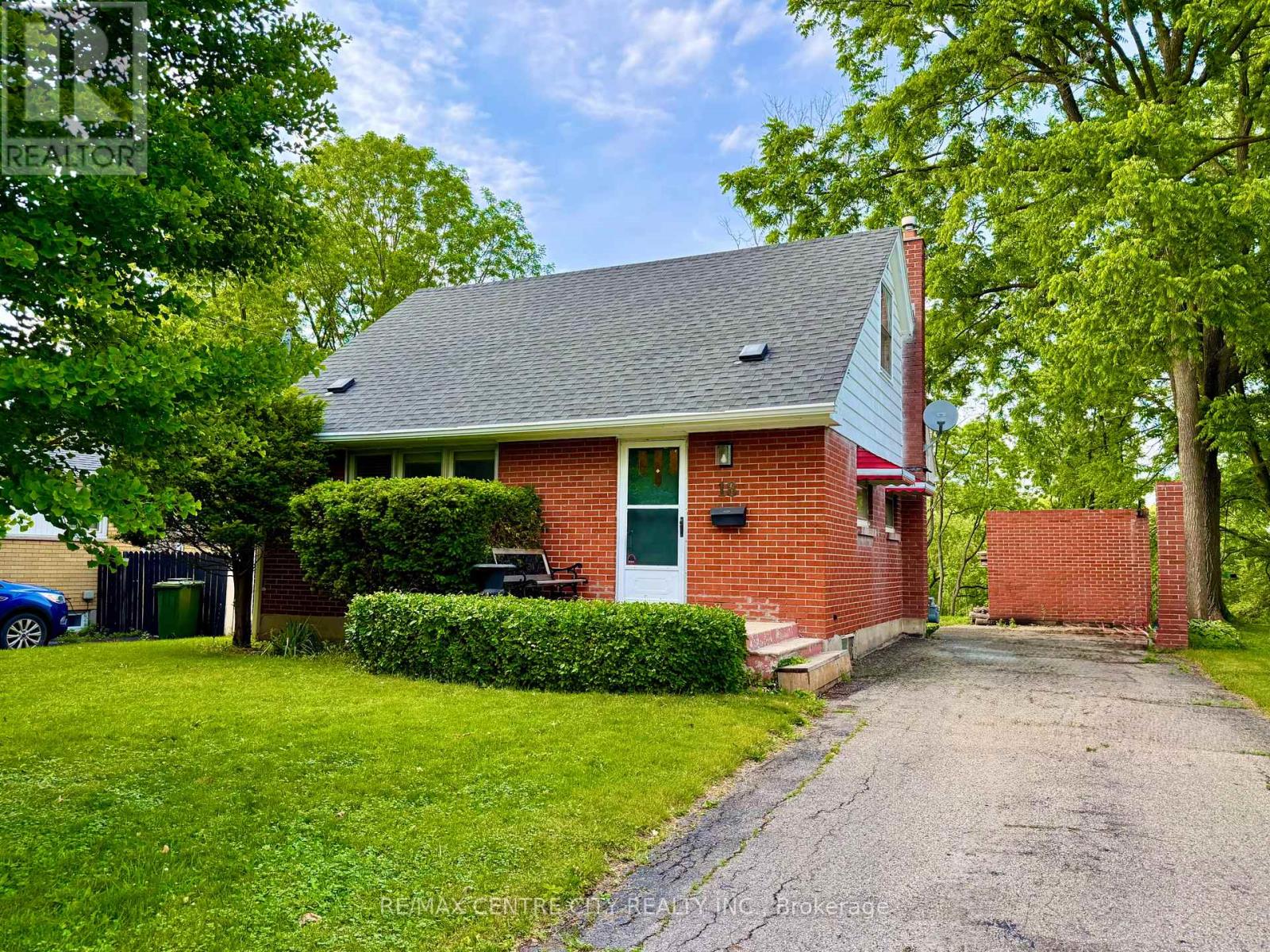 18 MONTGOMERY ROAD, St. Thomas