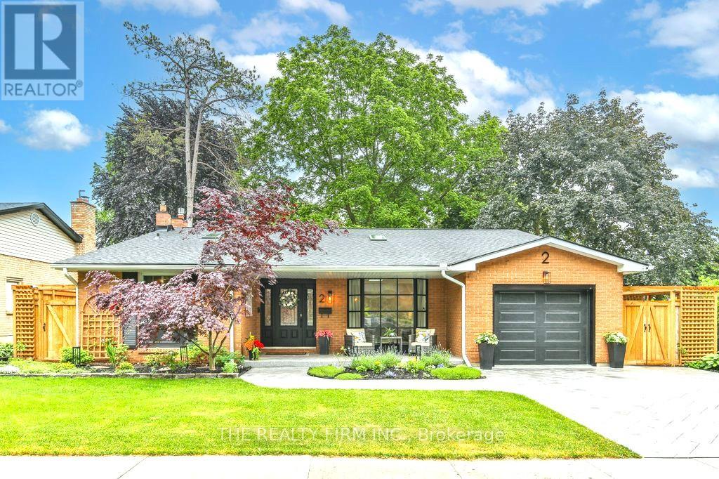 2 OAKWOOD DRIVE, London South (South B)