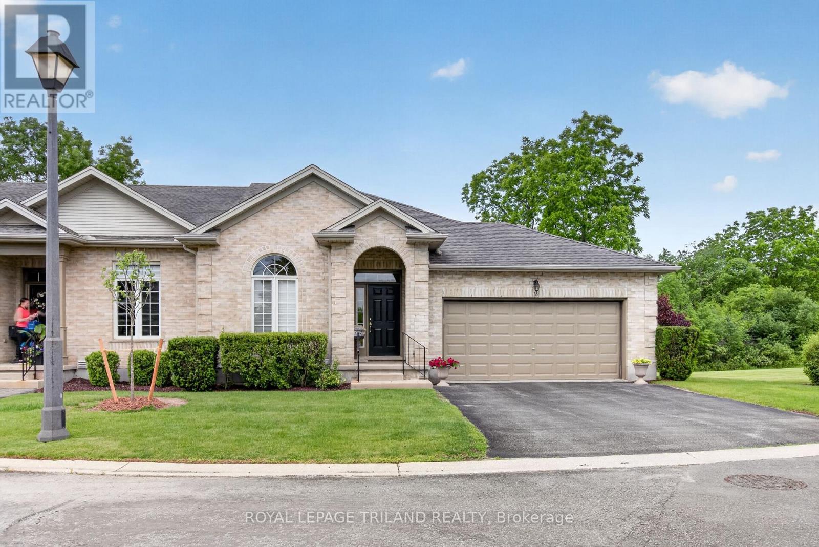 14 - 87 DONKER DRIVE, St. Thomas