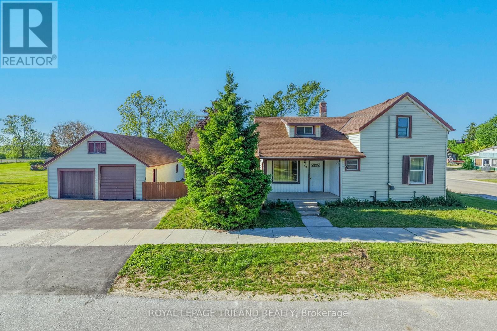 52 NELSON STREET, Lambton Shores (Thedford)