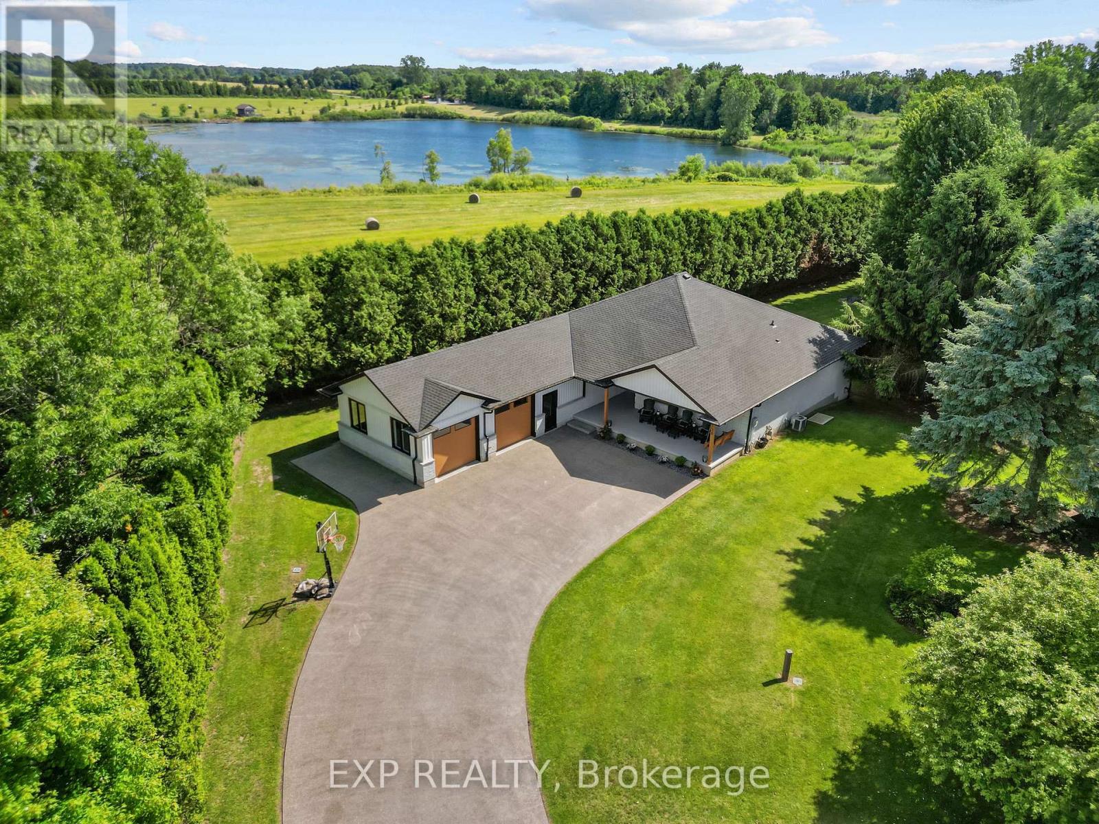 128 BROOKFIELD STREET, Middlesex Centre (Denfield)