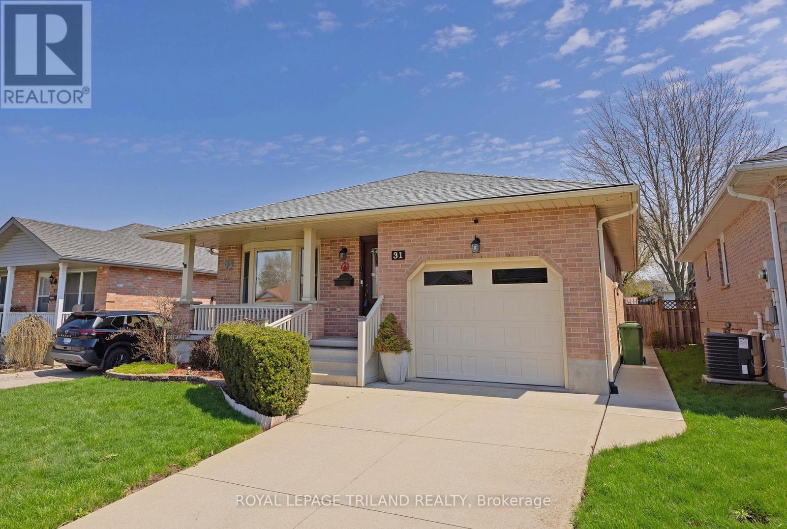 31 NEAL AVENUE, St. Thomas