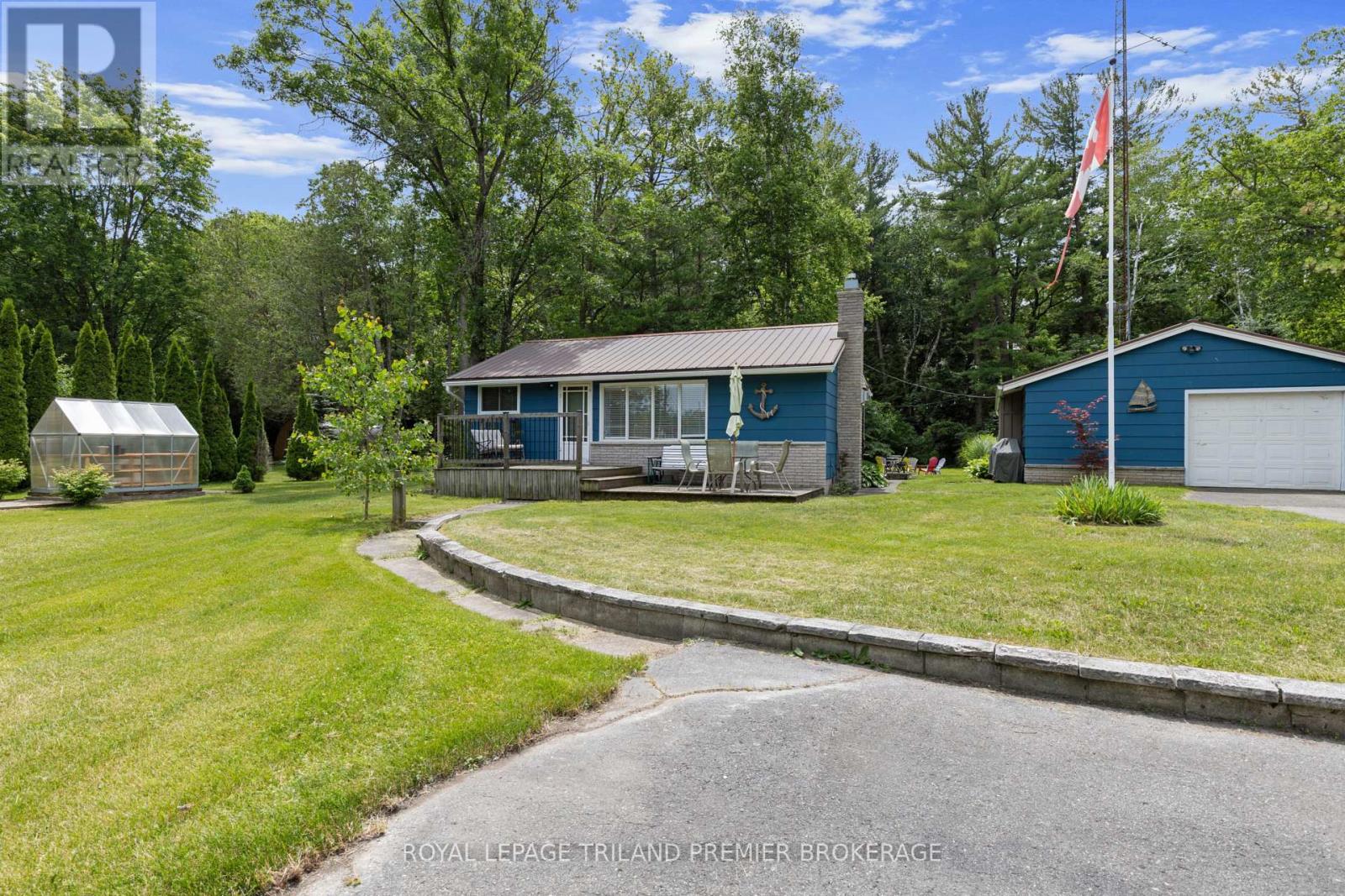 7755 PATRICK STREET, Lambton Shores (Port Franks)