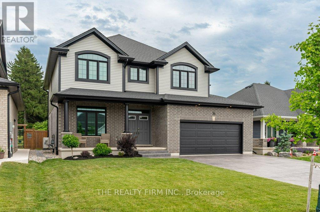 36 WHITE TAIL PATH, Central Elgin