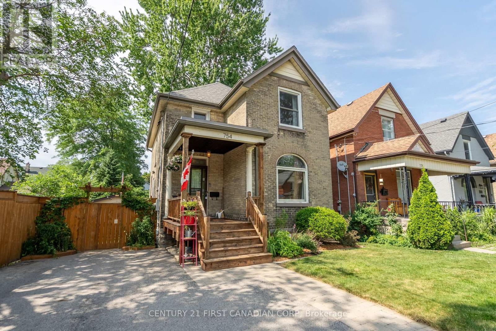 754 LORNE AVENUE, London East (East G)