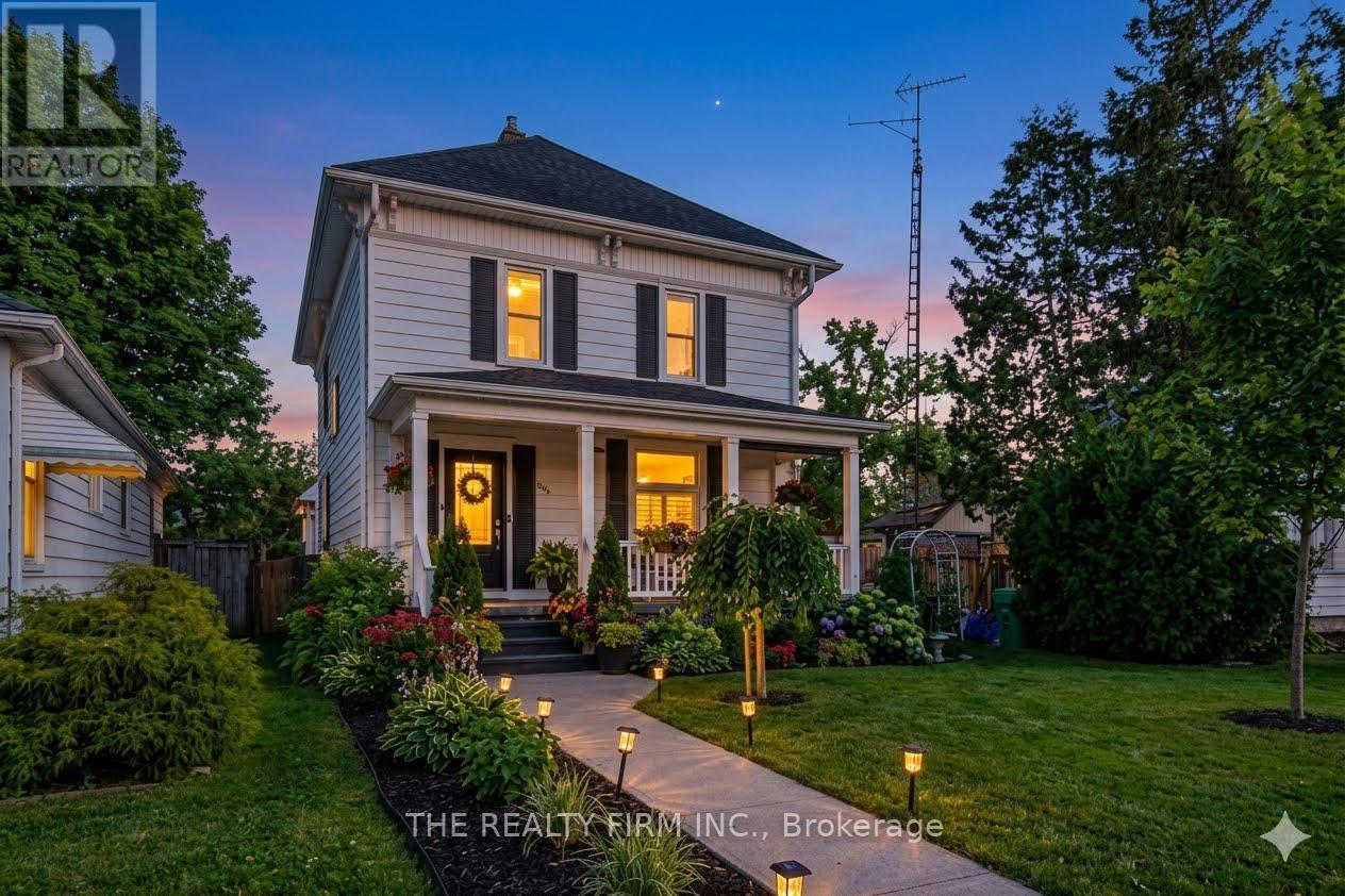 422 GREENFIELD STREET, Petrolia