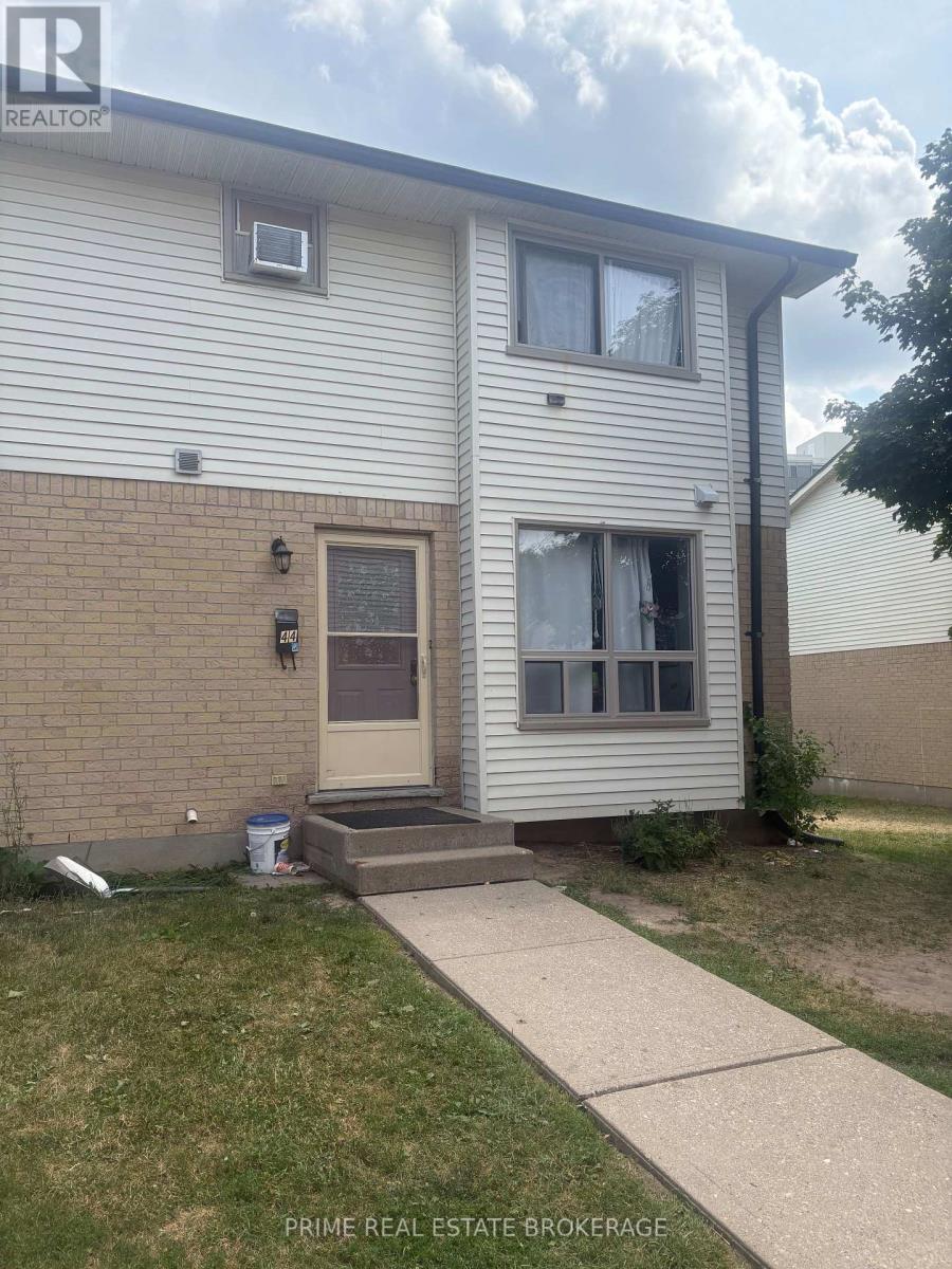 44 - 135 BELMONT DRIVE, London South (South O)
