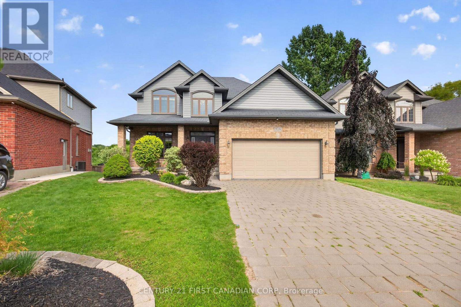 834 TALISMAN CRESCENT, London South (South L)