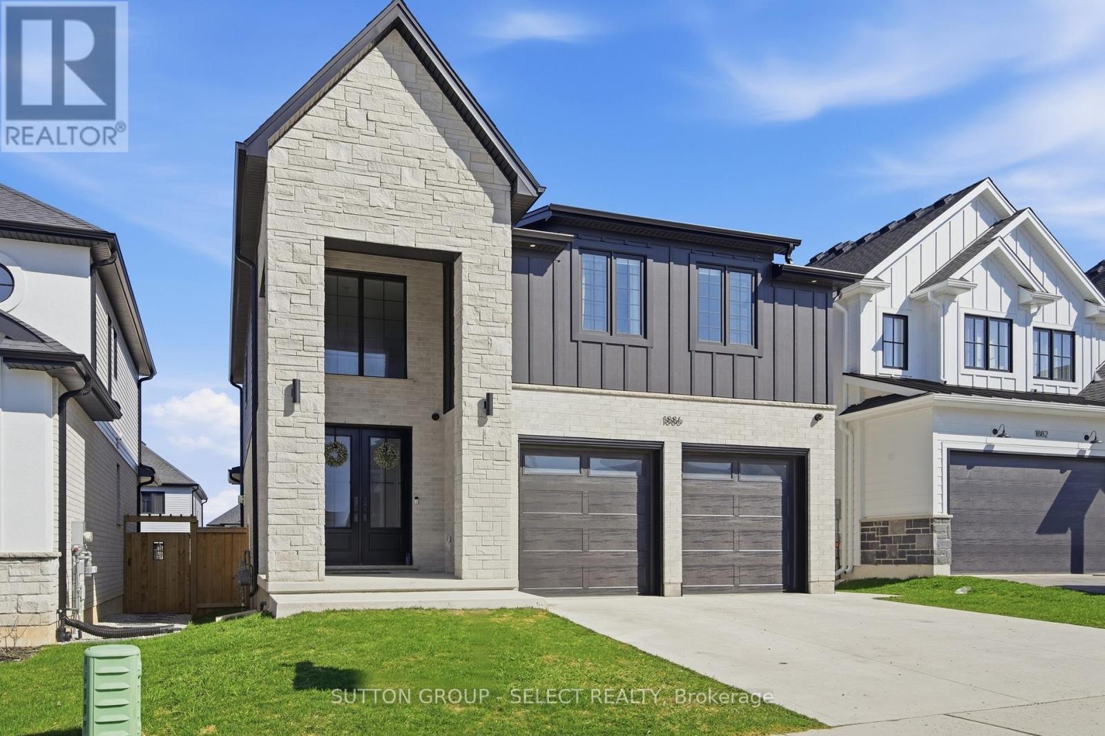 1886 FOUNTAIN GRASS DRIVE, London South (South B)
