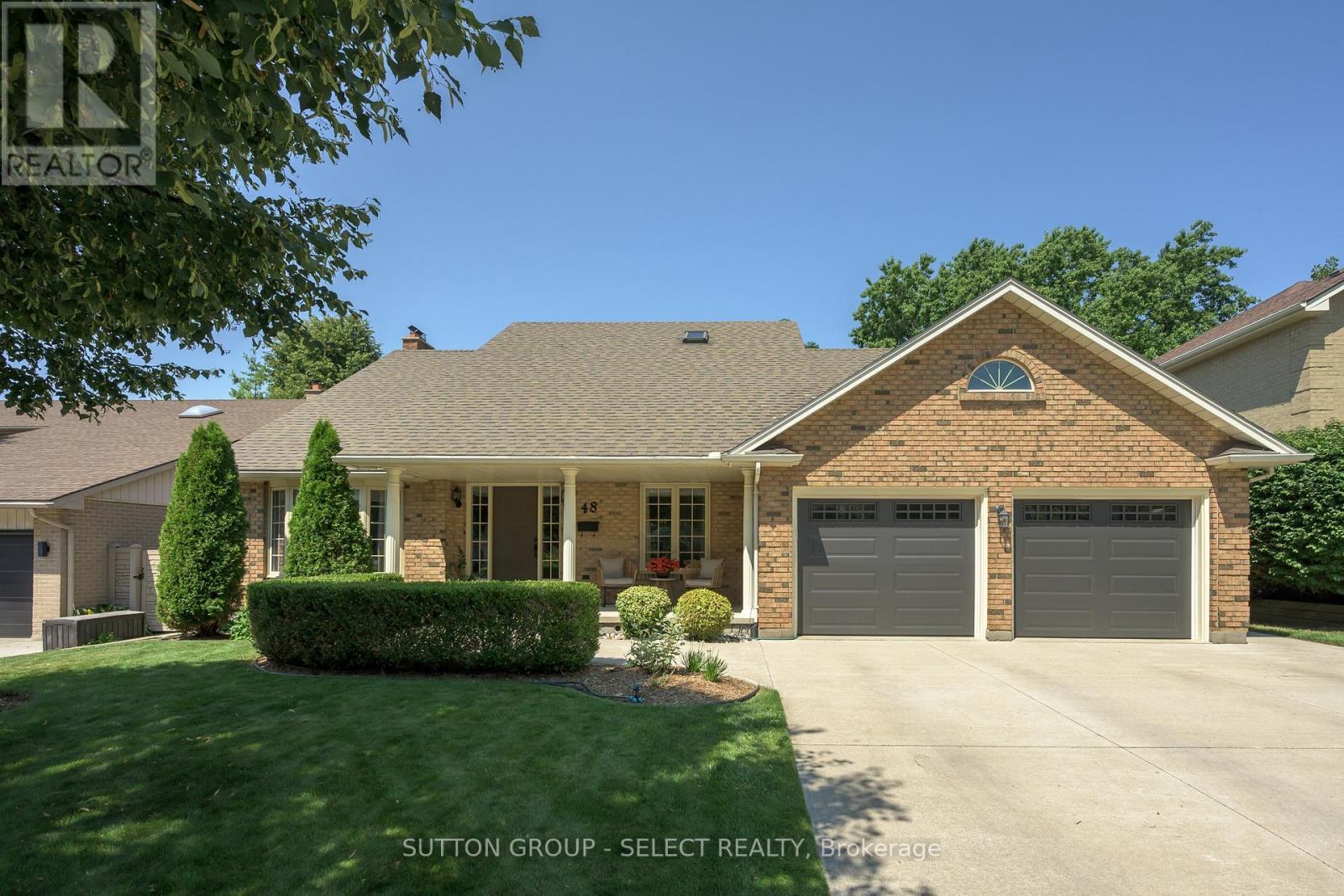 48 LOOKOUT COURT, London South (South K)