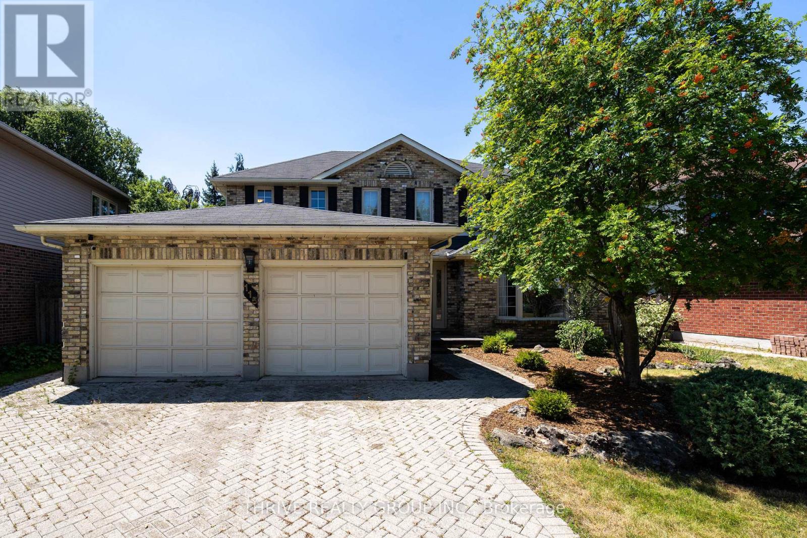 115 PINE VALLEY DRIVE, London South (South N)