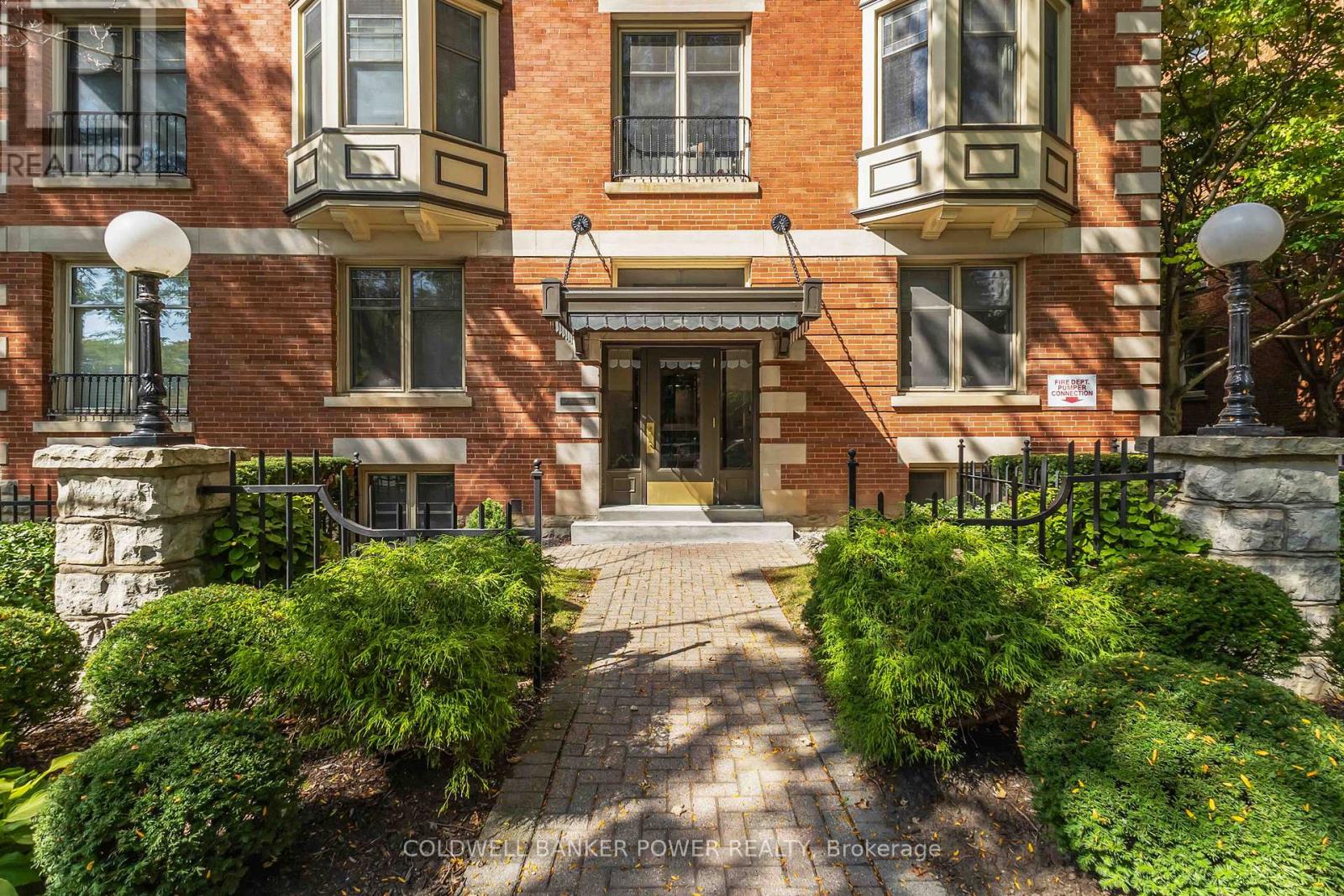 308 - 460 WELLINGTON STREET, London East (East F)