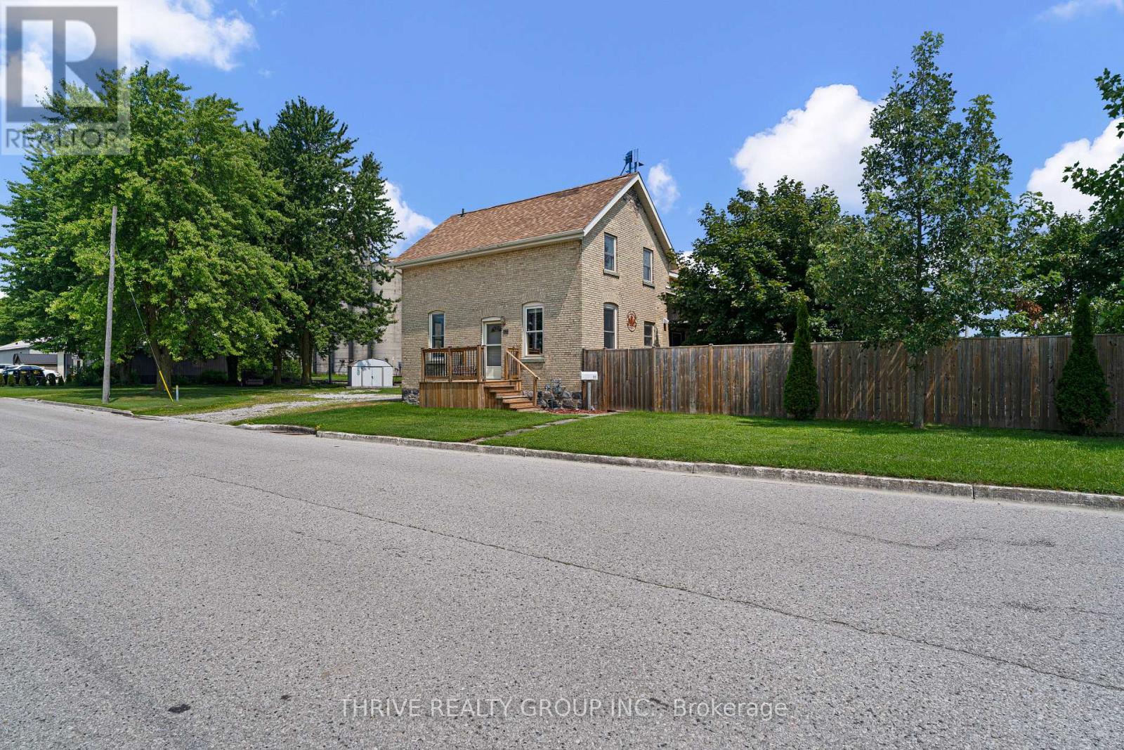 71 BROCK STREET, Bluewater (Hensall)