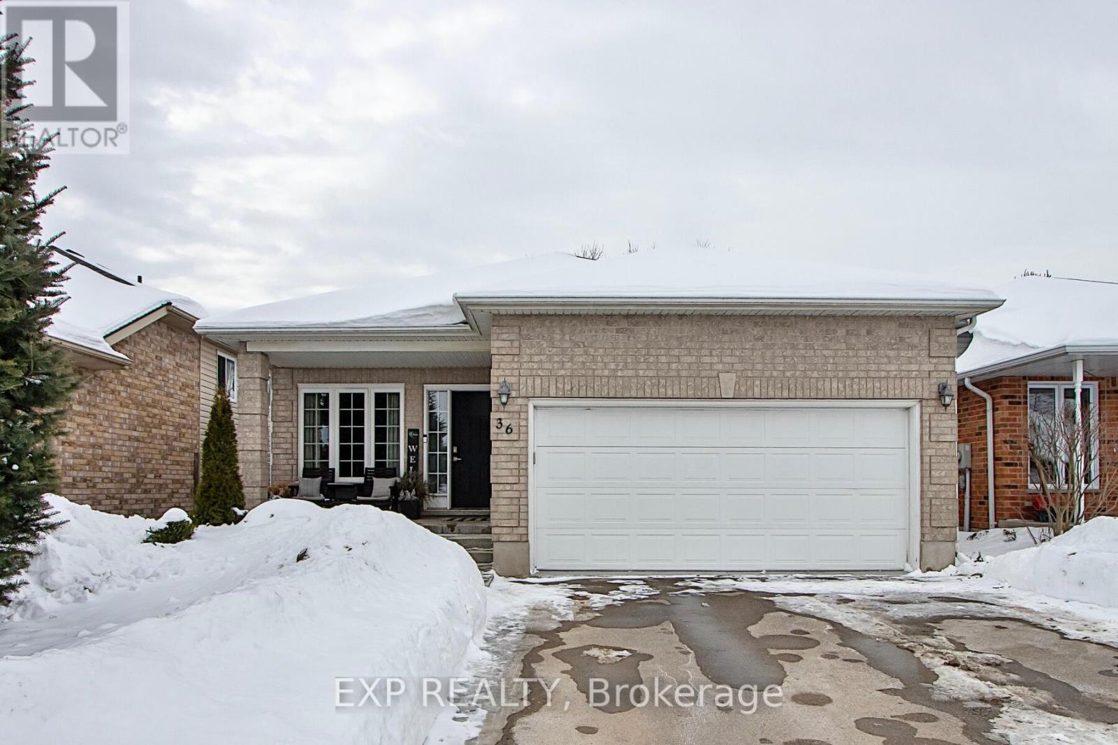 36 WILLOW CRESCENT, Strathroy Caradoc (SE)