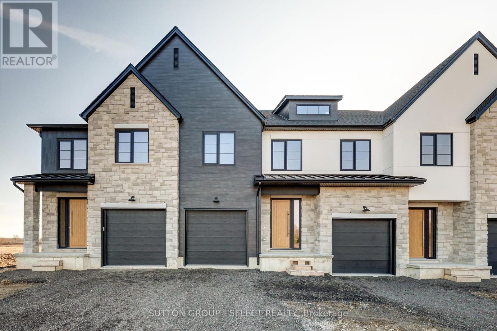 13 OPTIMIST DRIVE, Southwold