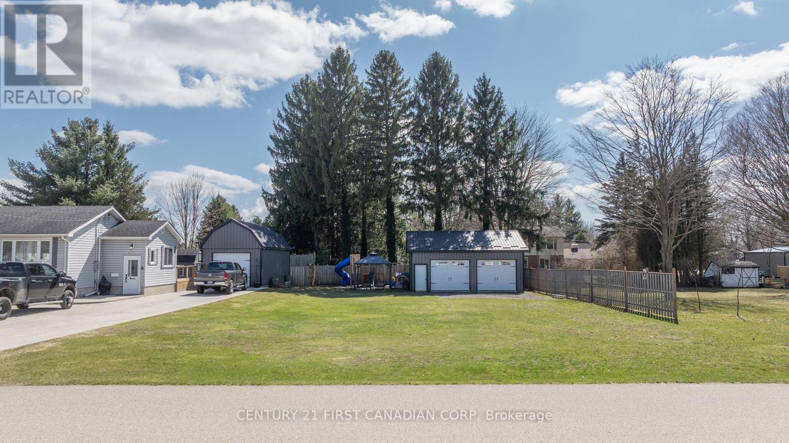 55861 THIRD STREET, Bayham (Straffordville)