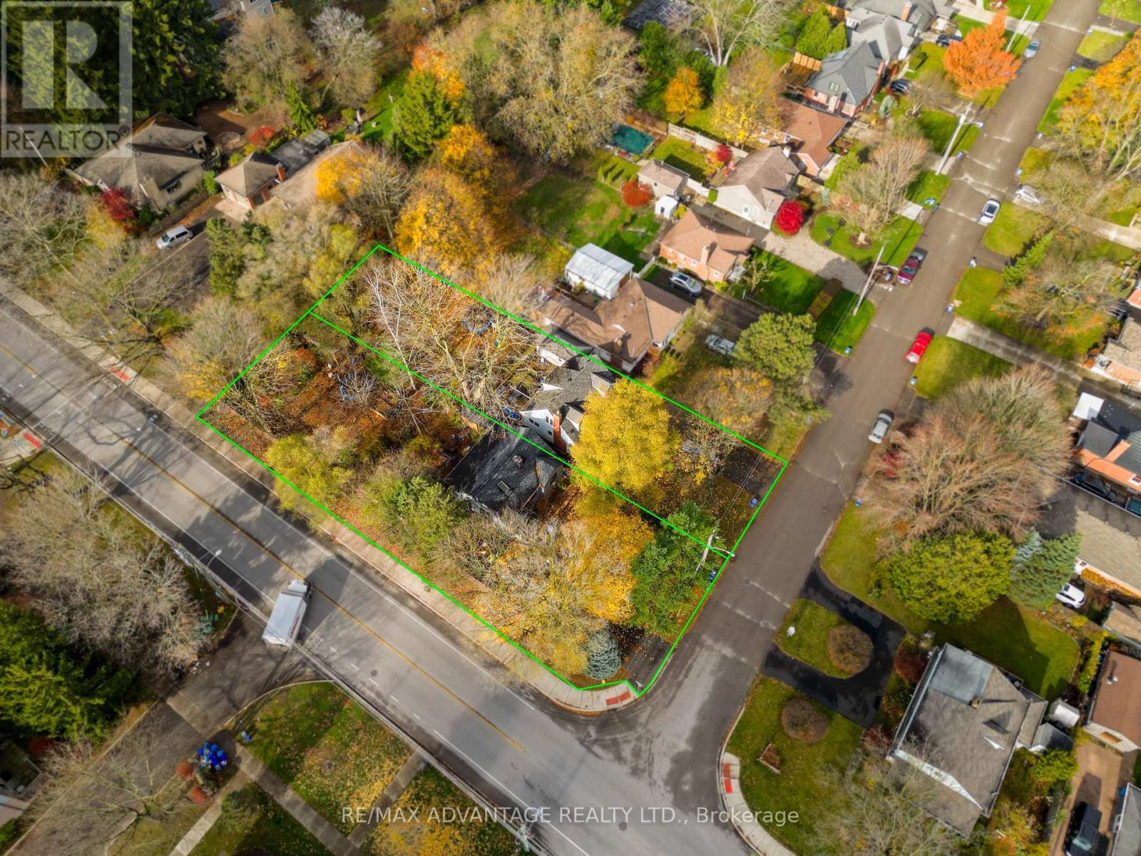 417 BYRON BOULEVARD, London South (South B)