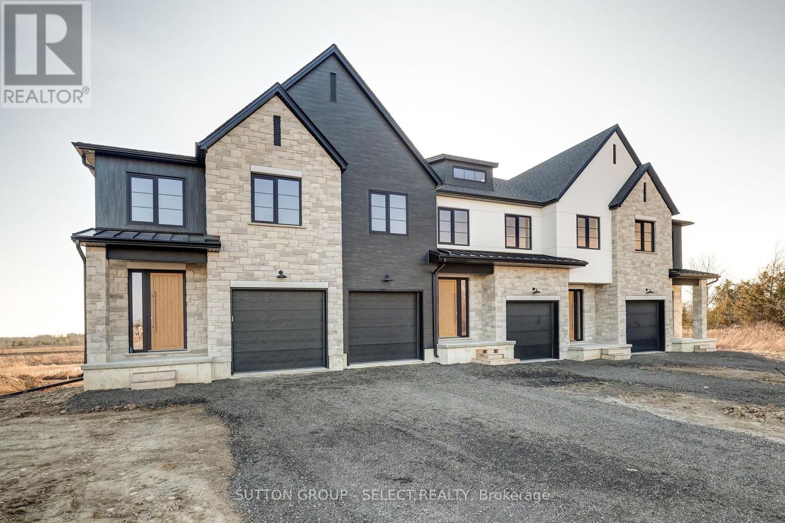 15 OPTIMIST DRIVE, Southwold