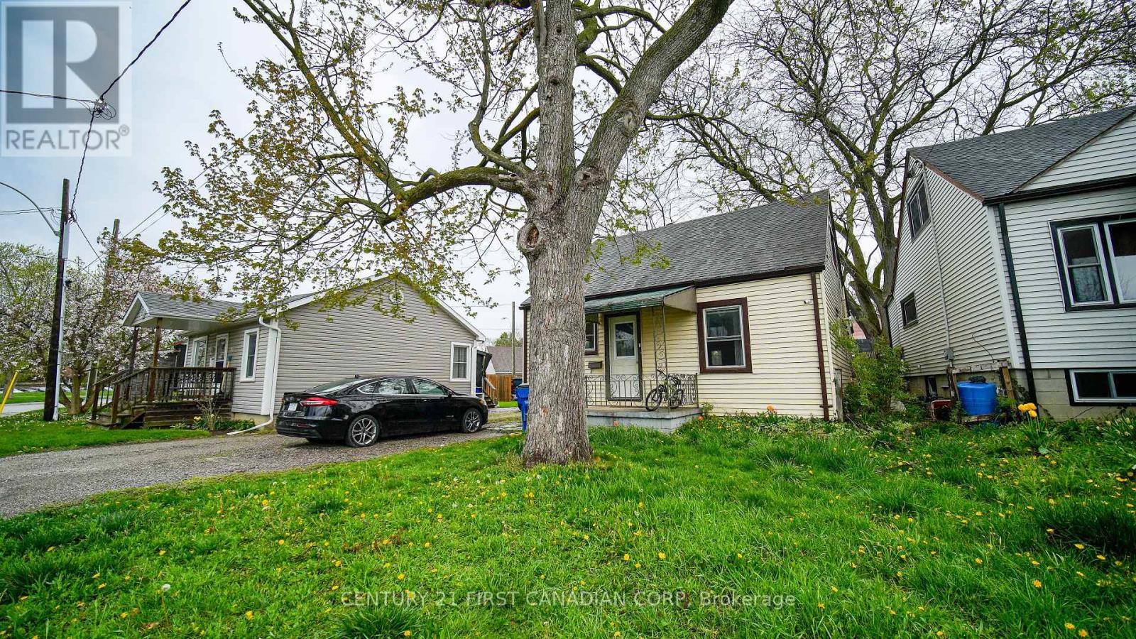 19 MONTGOMERY DRIVE, Chatham-Kent (Wallaceburg)