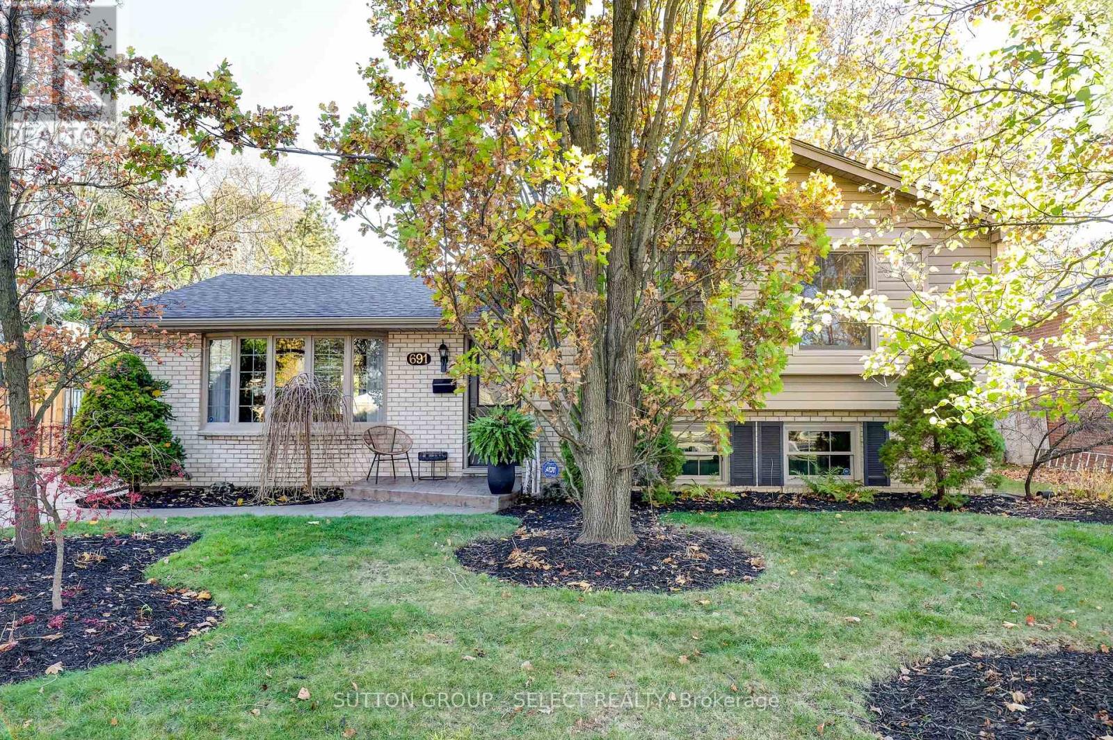691 ALGOMA AVENUE, London North (North H)