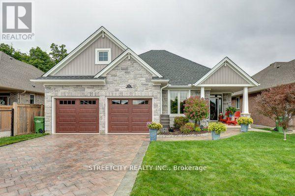 32 ACORN TRAIL, St. Thomas