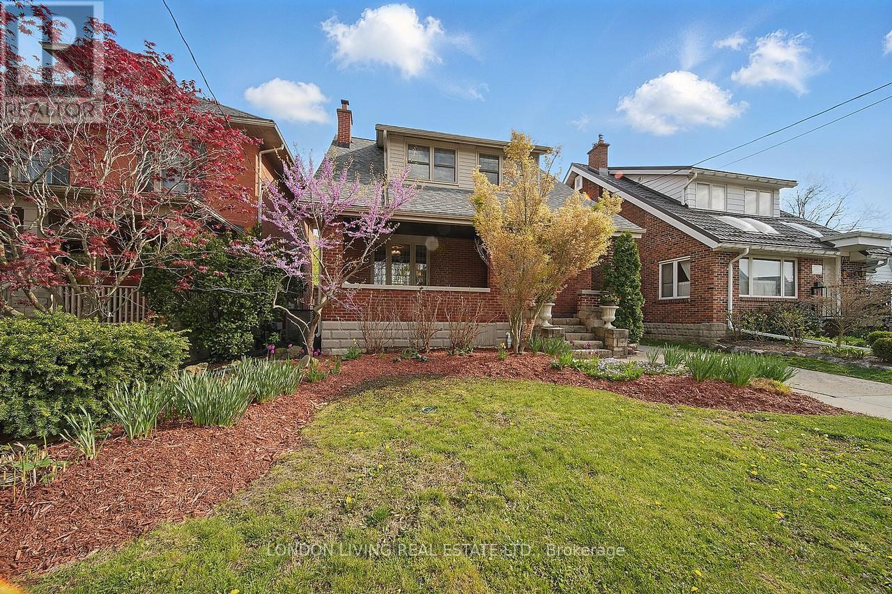 165 TECUMSEH AVENUE E, London South (South F)