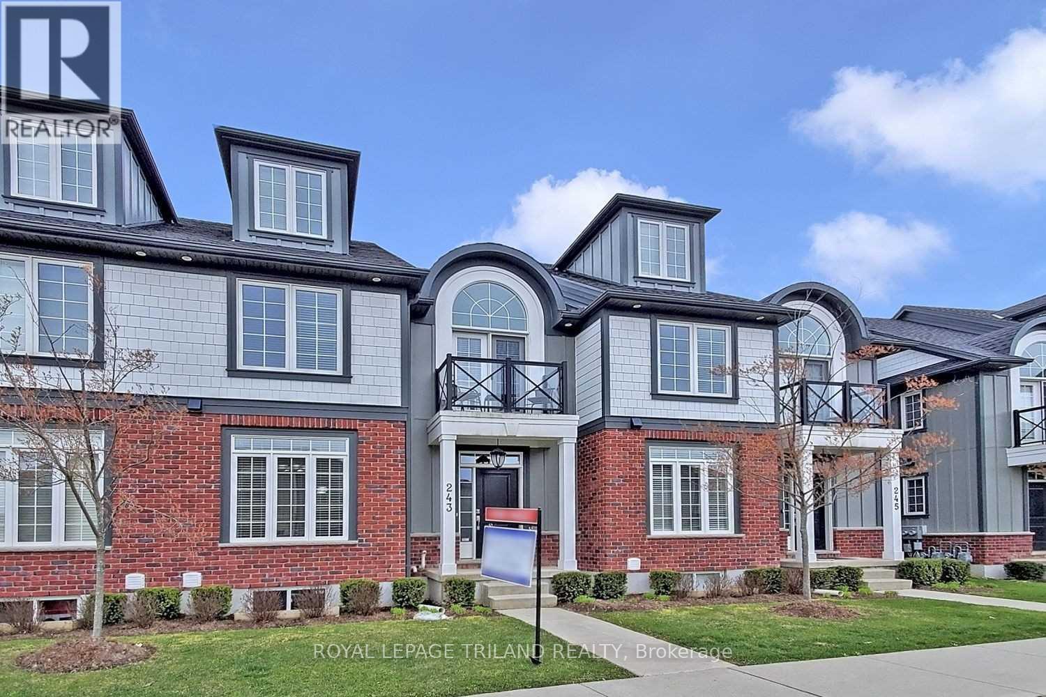 243 CALLAWAY DRIVE, London North (North R)
