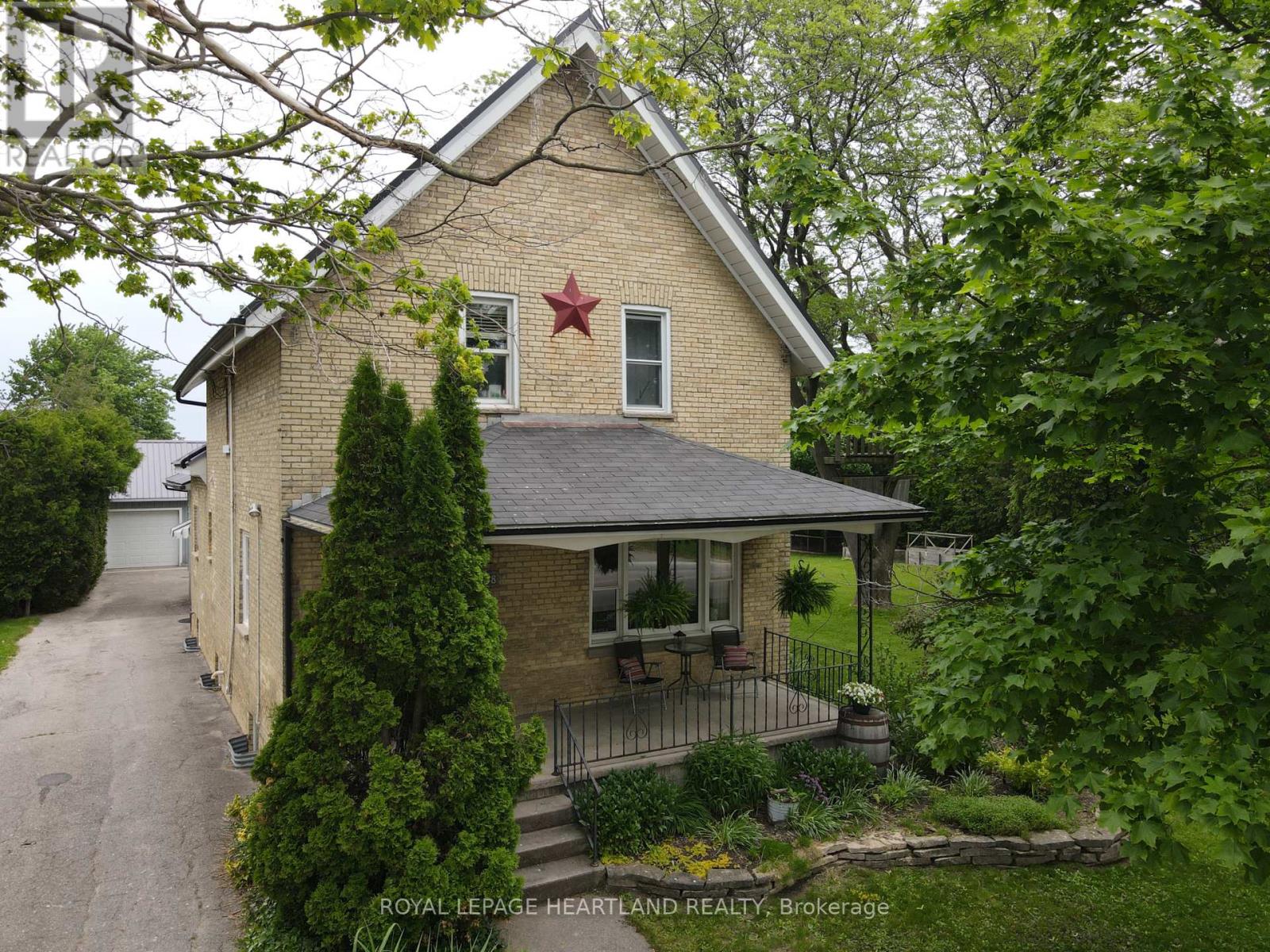 78 VICTORIA AVENUE E, South Huron (Stephen)