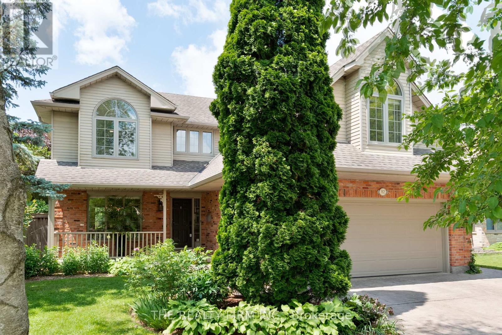 82 MASONVILLE CRESCENT, London North (North G)