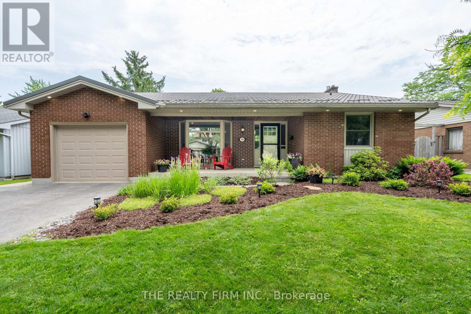 40 HAVENRIDGE CRESCENT, London North (North P)