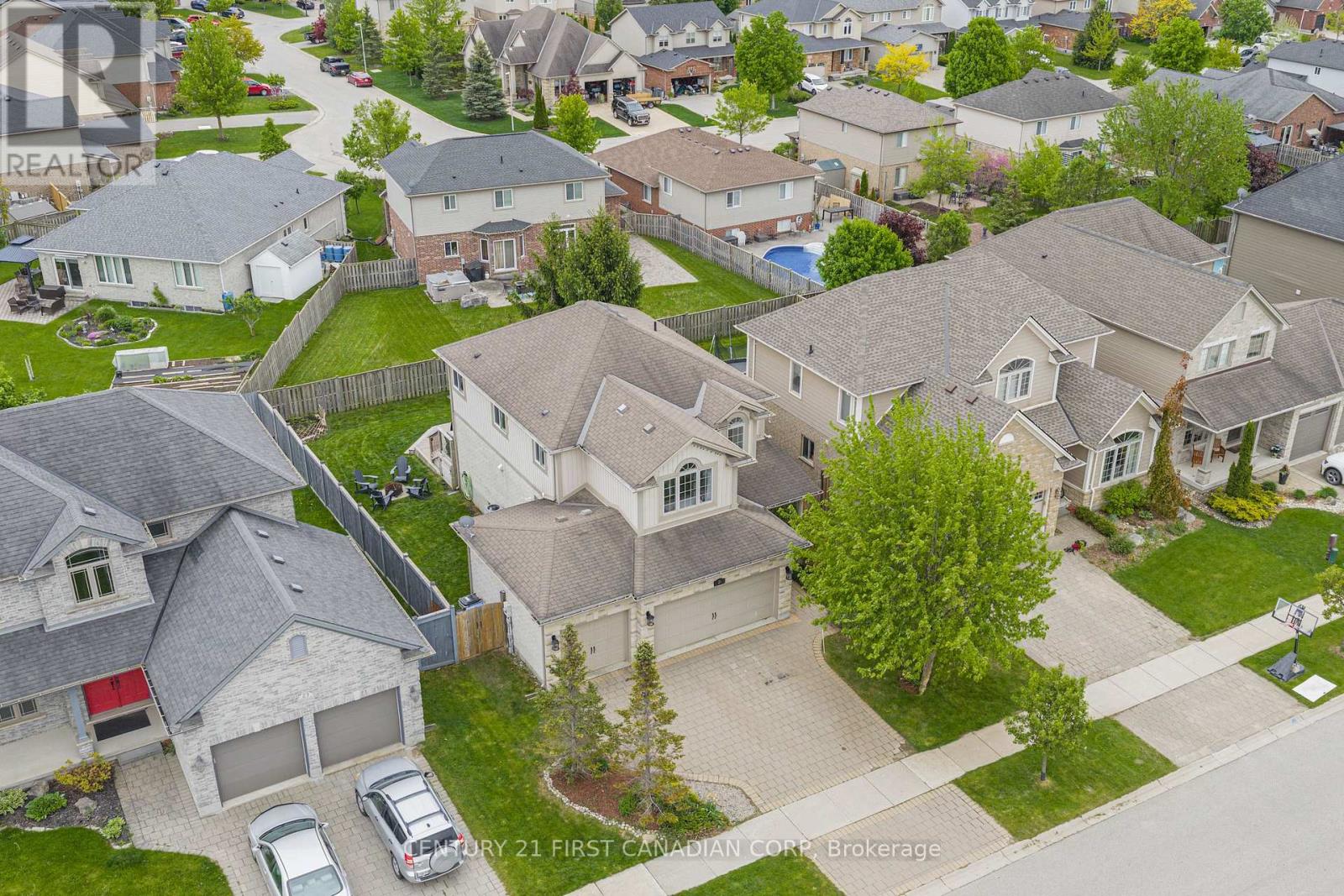 21 MAPLEWOOD LANE, Middlesex Centre (Ilderton)