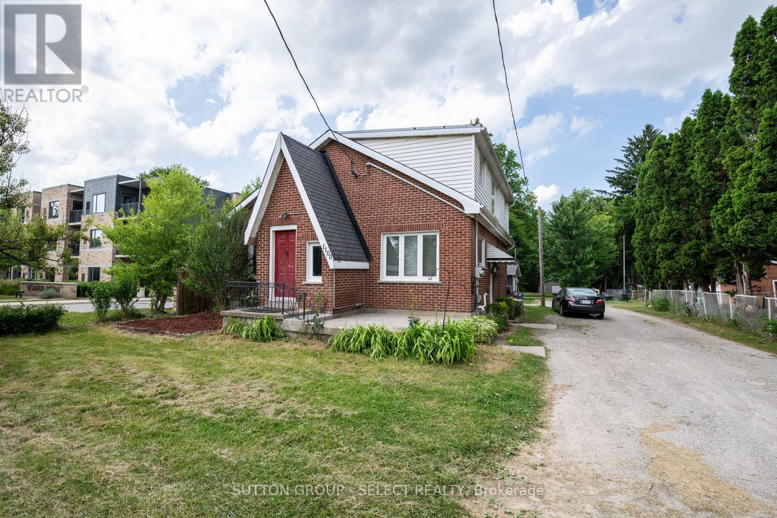 1100 HAMILTON ROAD, London East (East O)