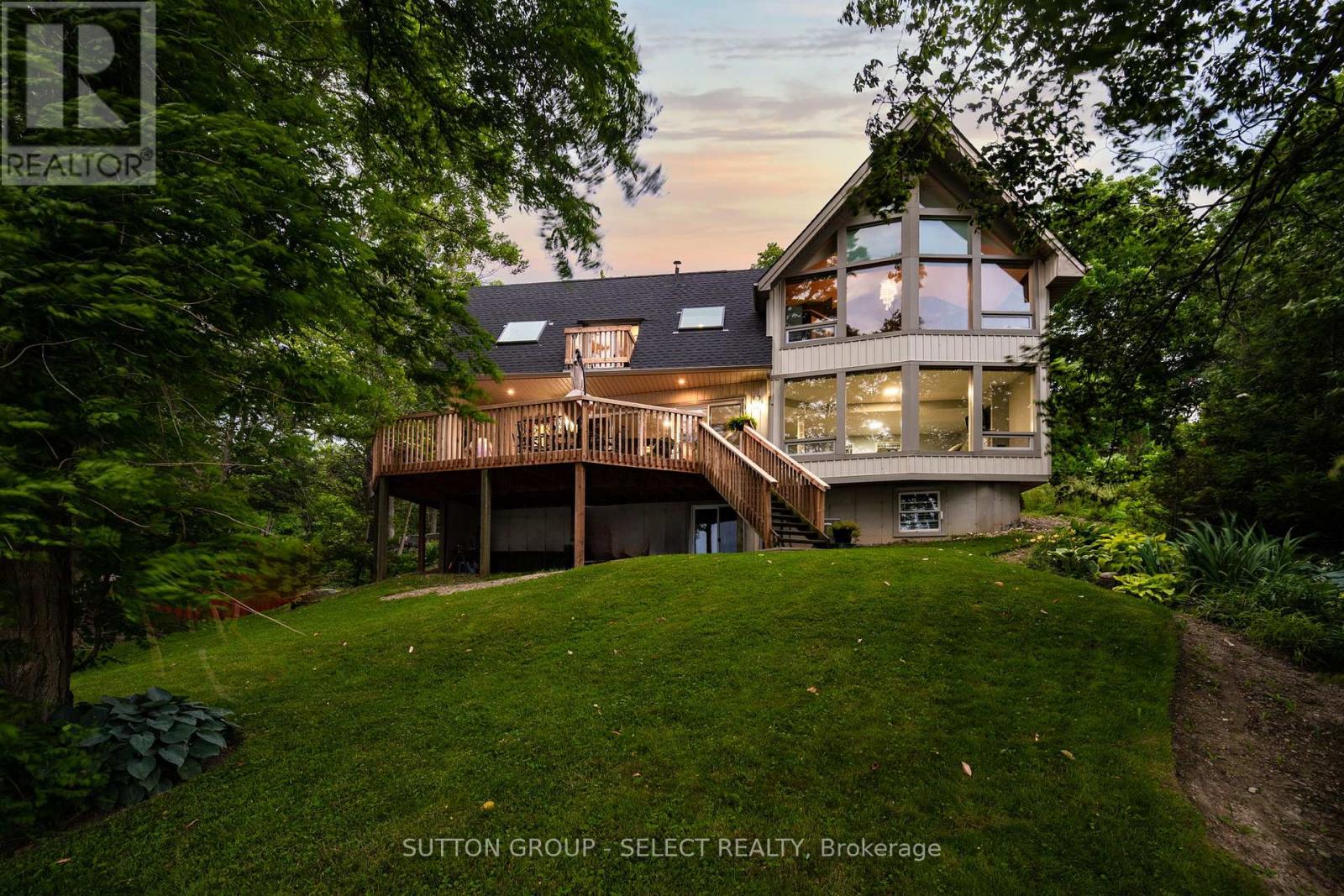 5284 CLIFF ROAD, Lambton Shores (Forest)