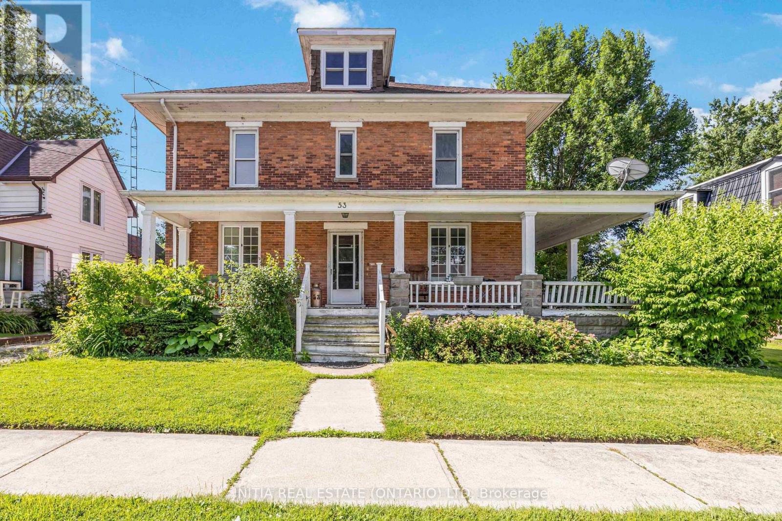 53 MAIN STREET, St. Clair