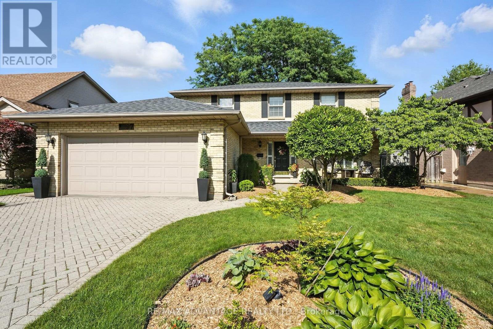 1797 PHILLBROOK COURT, London North (North B)