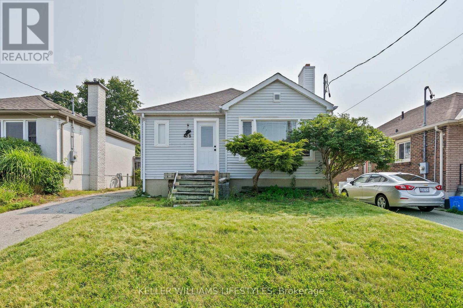 488 MCCORMICK BOULEVARD, London East (East G)