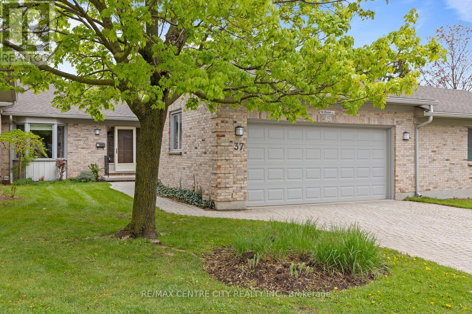 37 - 14 DOON DRIVE, London North (North G)
