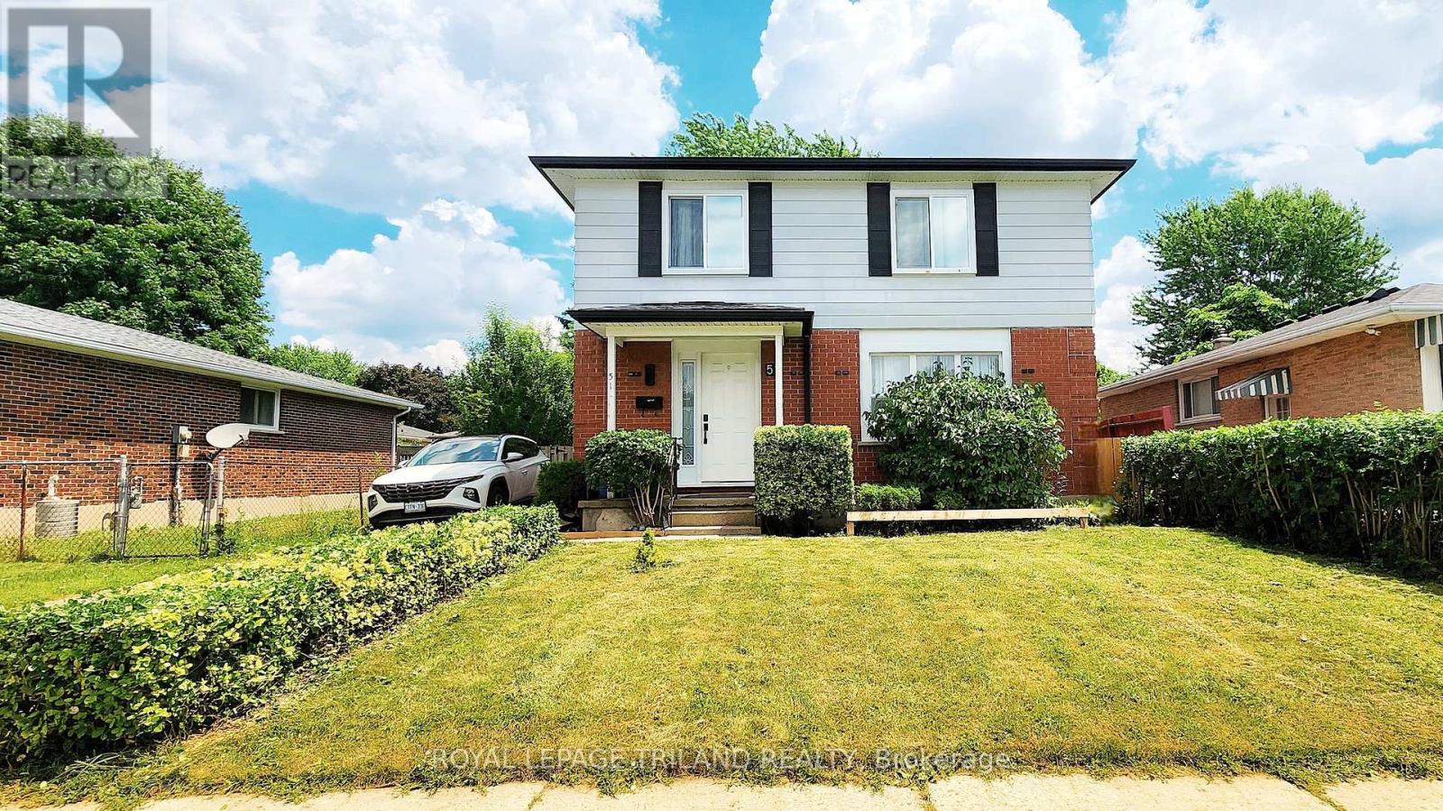 51 ASHBURY AVENUE, London South (South Y)