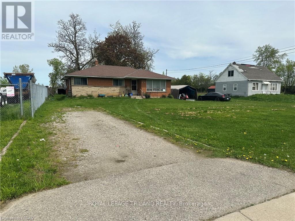 1780 GORE ROAD, London East (East Q)