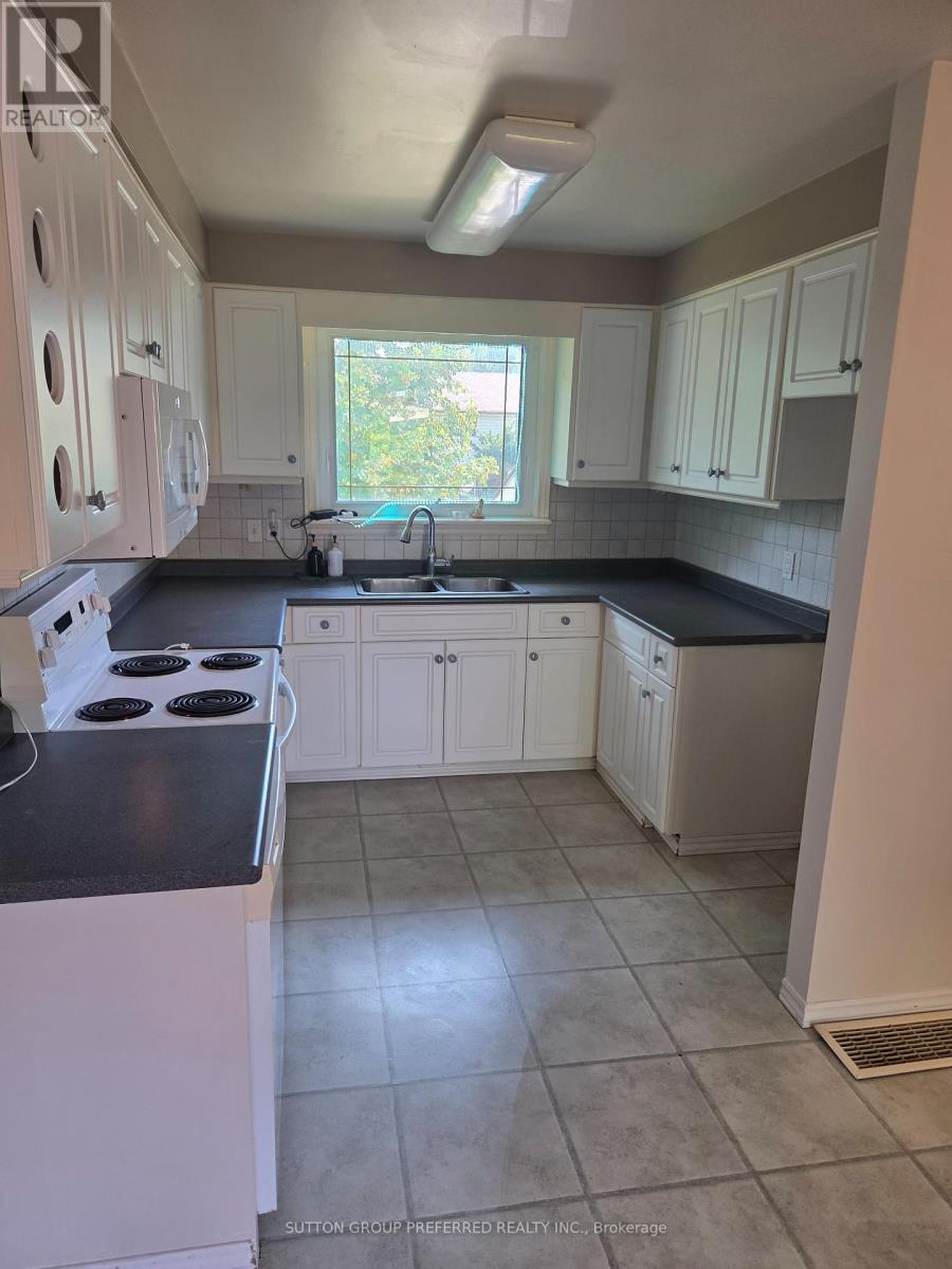 1093 CREE AVENUE, Woodstock (Woodstock - North)