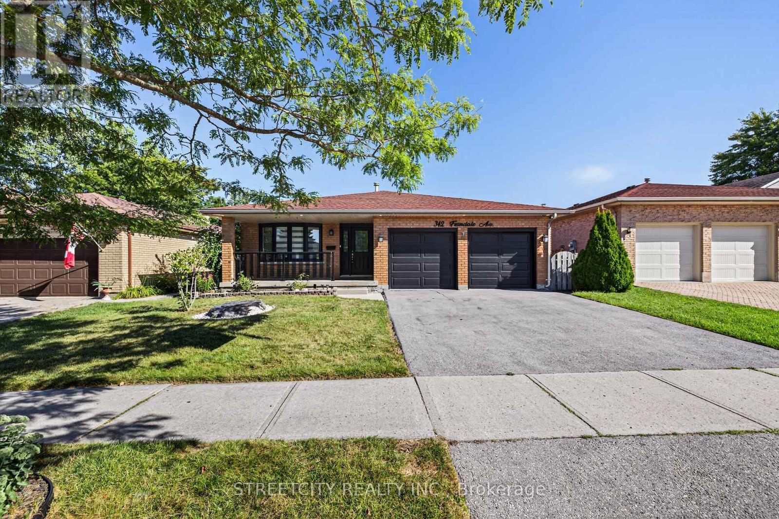 342 FERNDALE AVENUE, London South (South Q)
