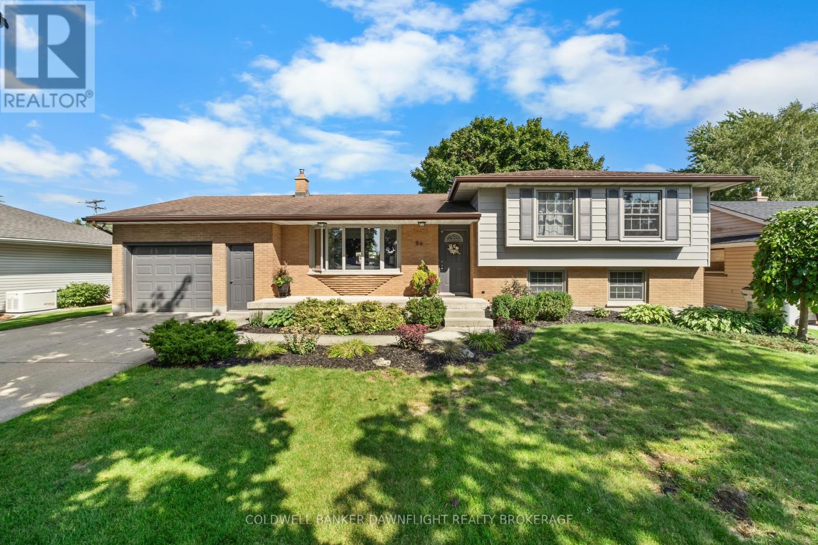 56 HILLCREST DRIVE, South Huron (Exeter)