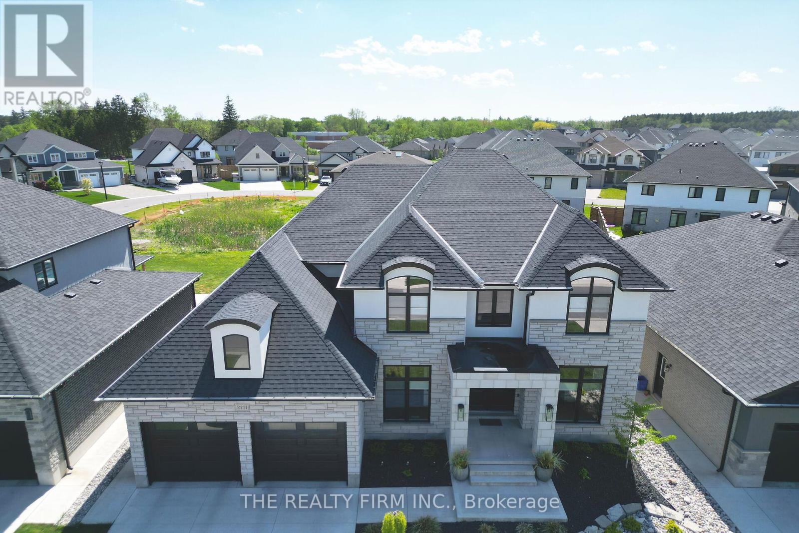 2151 TRIPP DRIVE, London South (South V)