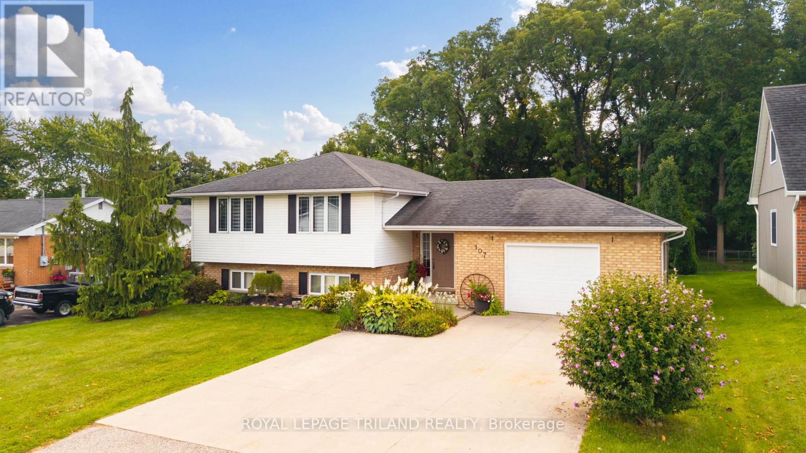 107 MCKELLAR STREET, Southwest Middlesex (Glencoe)