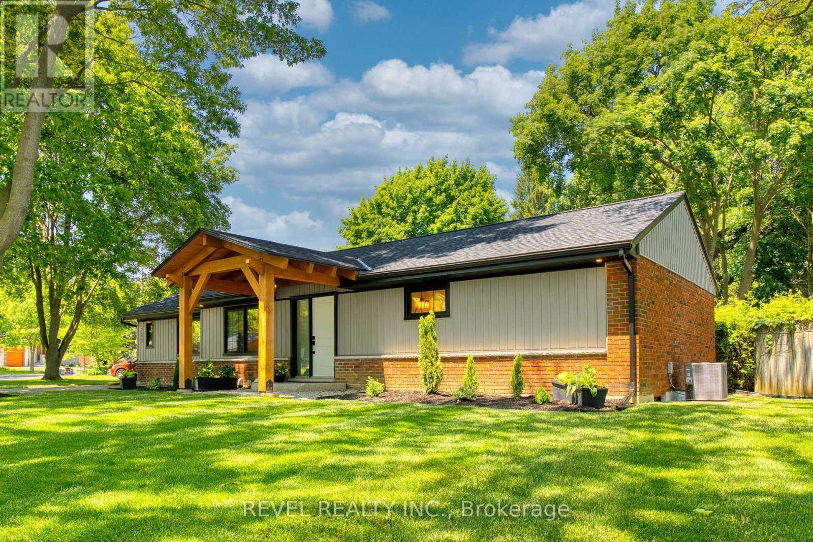 793 GREEN LANE, London North (North P)