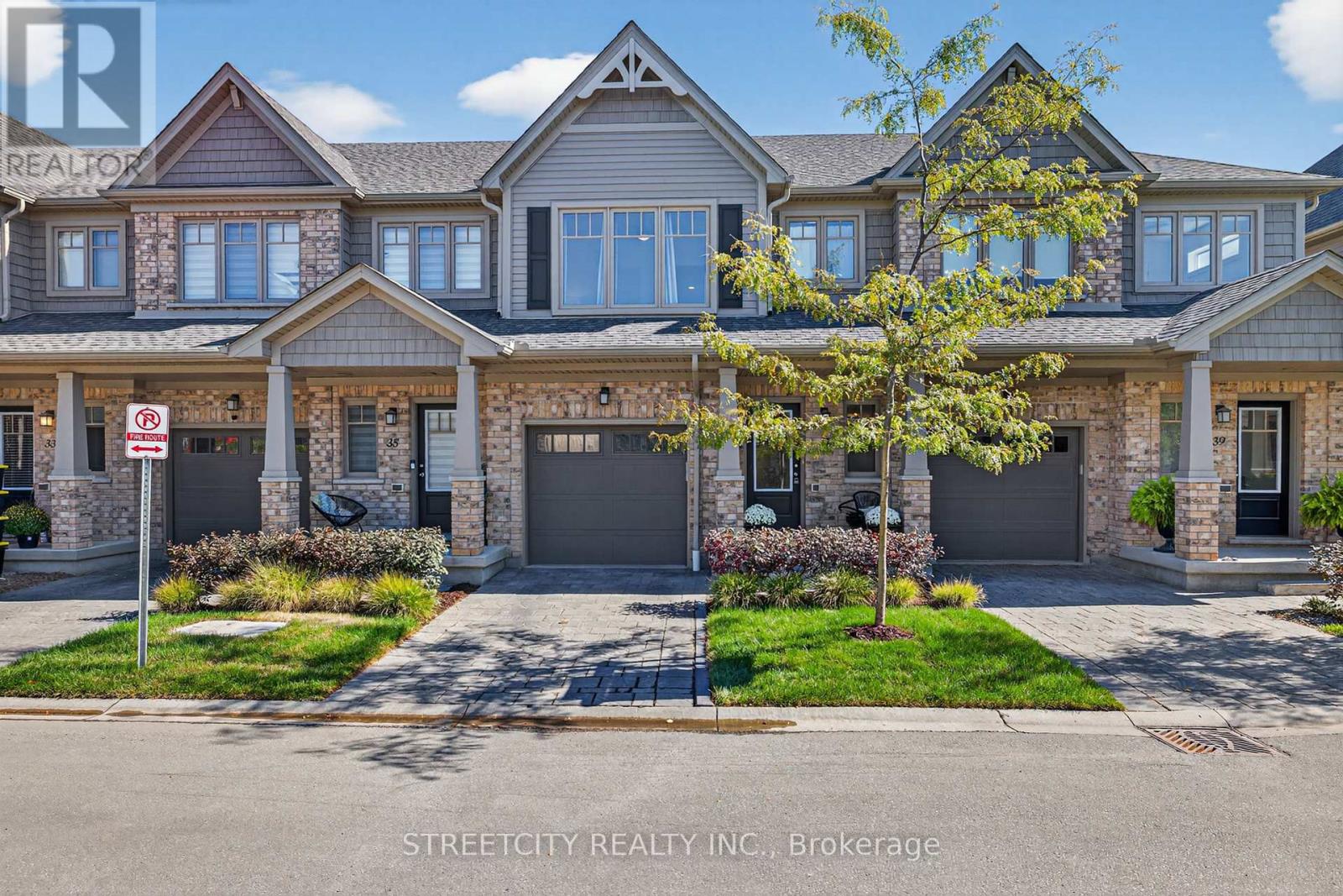 37 - 2491 TOKALA TRAIL, London North (North S)