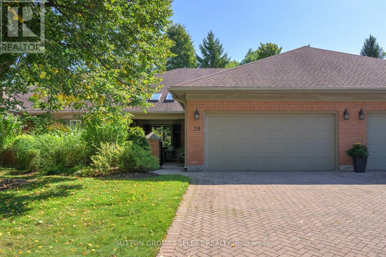 40 QUINELLA DRIVE, London South (South C)
